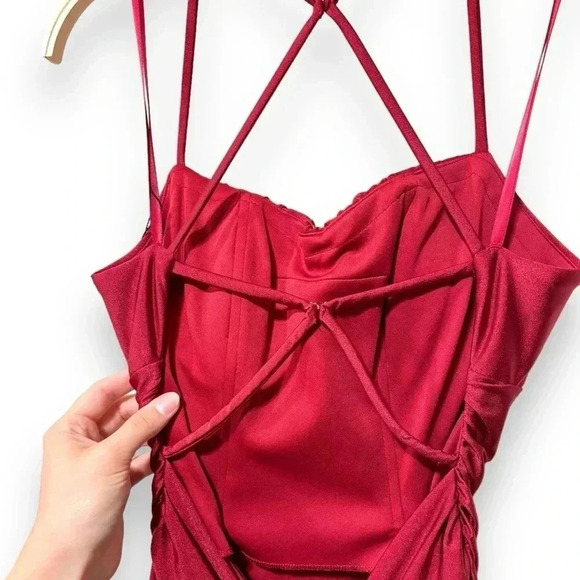 La Femme Open Back Jersey Modest Prom Gown 29873 in Burgundy Wine Red Size 2 - Picture 10 of 11